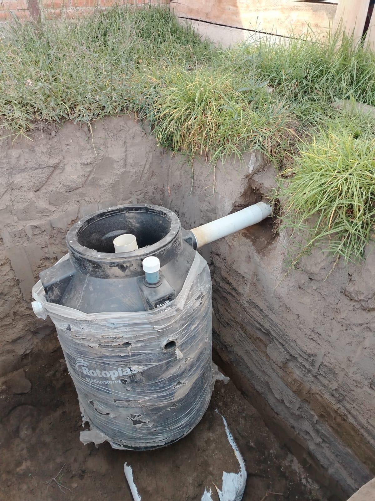 Instalación Biodigestores Rotoplas